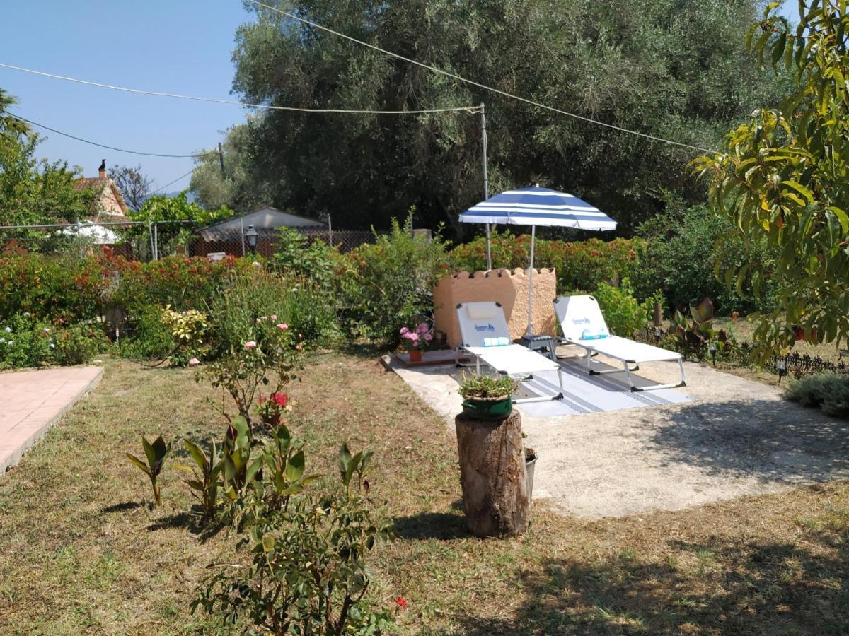 Family Holiday Apartment With Garden & Bbq Velonádes Zewnętrze zdjęcie