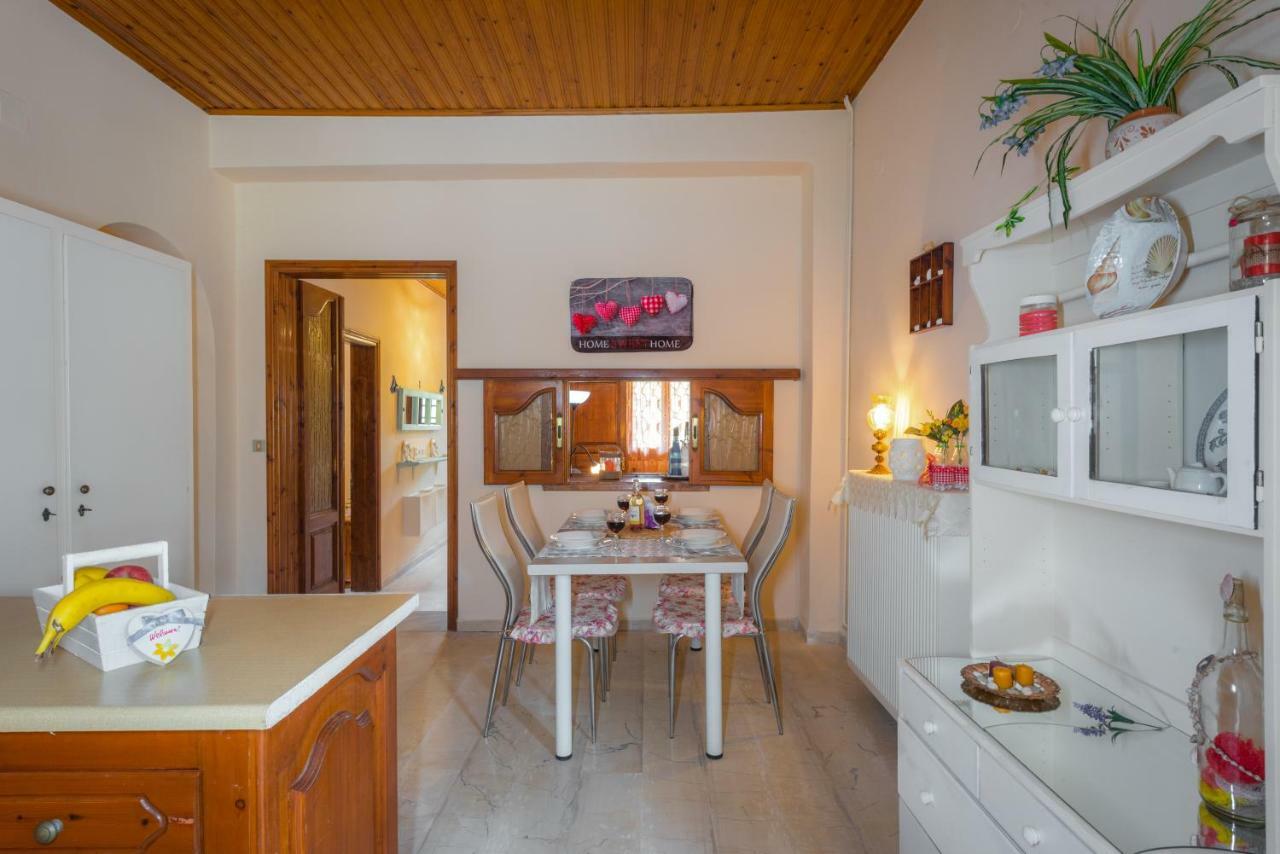 Family Holiday Apartment With Garden & Bbq Velonádes Zewnętrze zdjęcie